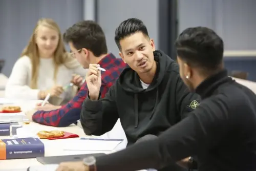 MVM Master Marketing-/Vertriebsmanagement Class 6 - Alumni Impression