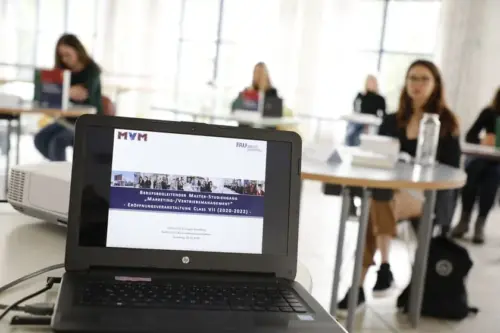 MVM Master Marketing-/Vertriebsmanagement Class 7 - Alumni Impression