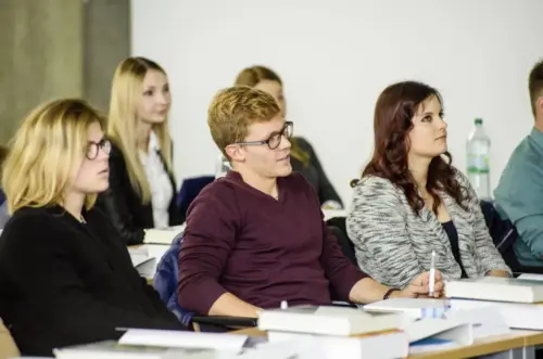 MVM Master Marketing-/Vertriebsmanagement Class 3 - Alumni Impression